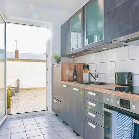 Apartment Spacestays For 5 Zentrum Wifi Hbf *