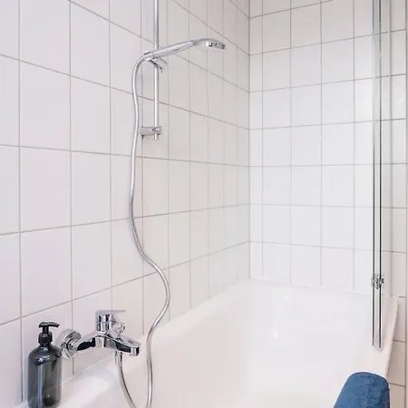 Apartment Spacestays For 5 Zentrum Wifi Hbf
